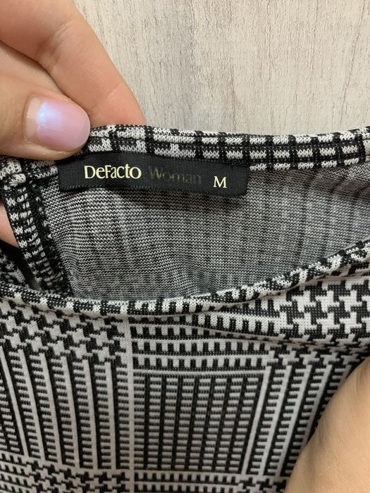 Продам платье повседневное