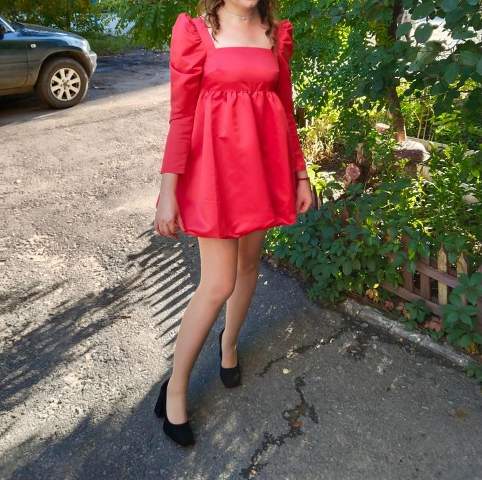 Продам нарядное платье