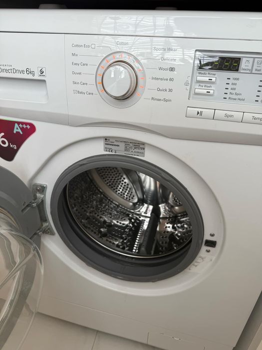 Продавам Пералня LG