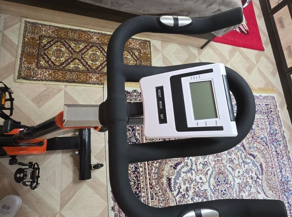 Велотренажер новый