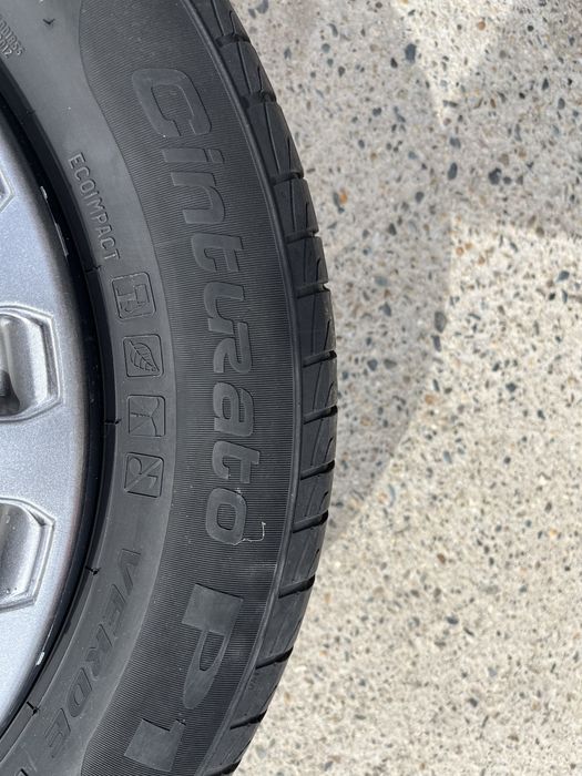 Продам шины Pirelli с дисками