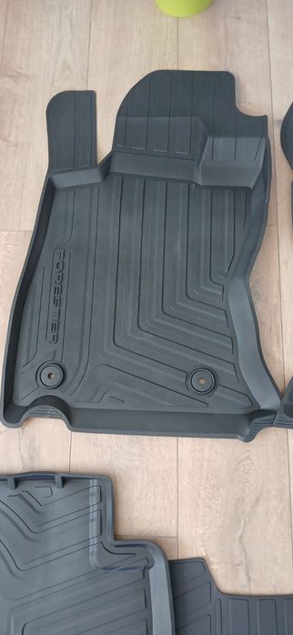 Продам коврик для SUBARU FORESTER