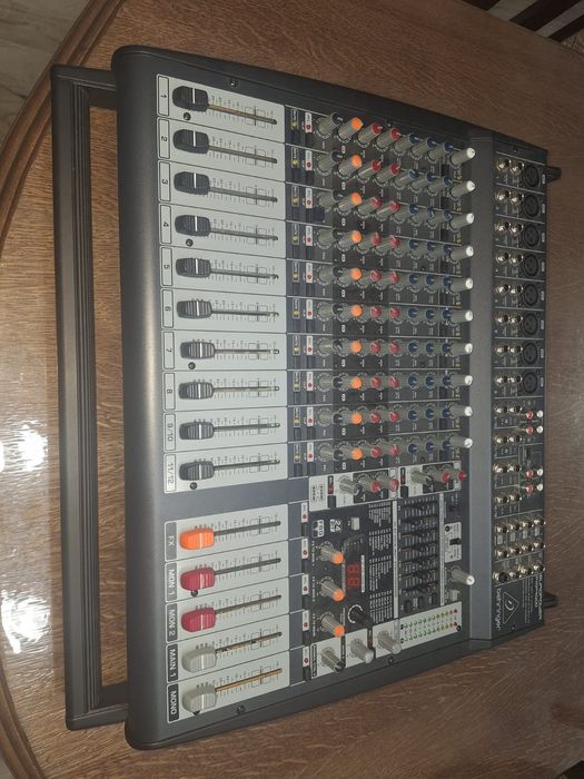 Behringer pmp4000 și boxe JBL