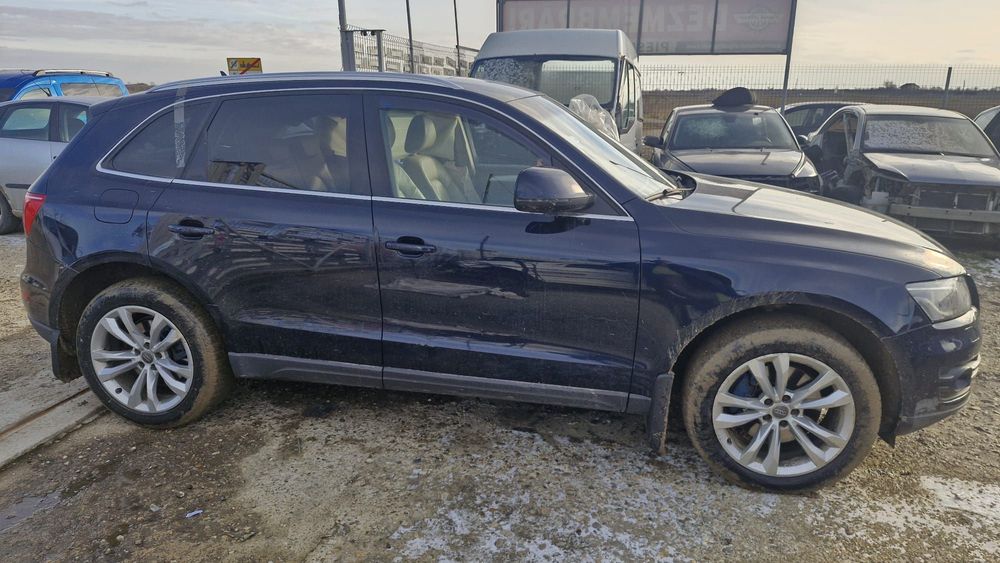 Dezmembrări Audi Q5 3.0 TDI CCWA (2008 - 2012)