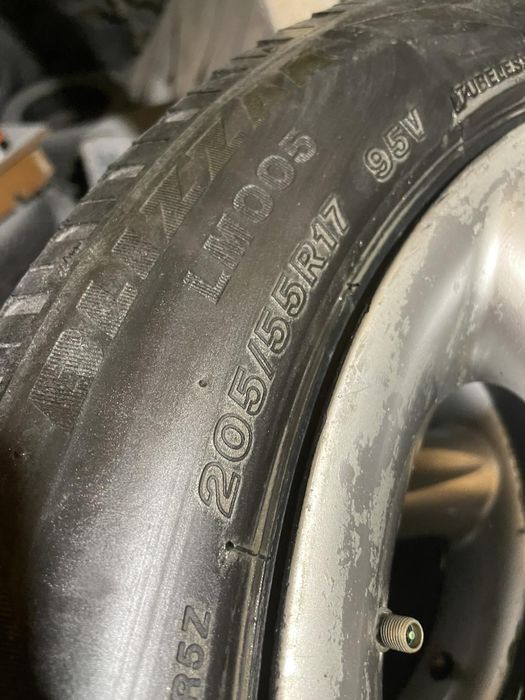 5 бр 17 цола Мерцедес