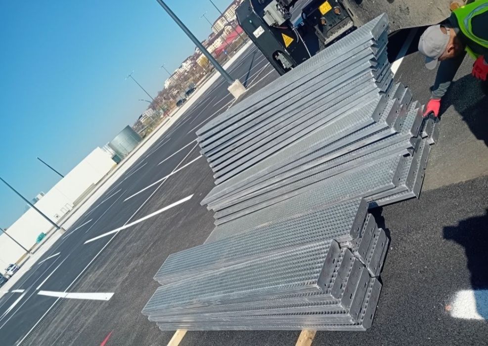 Gretare-trepte zincate 100x28