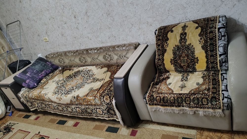 Диван,кресло,отдам даром