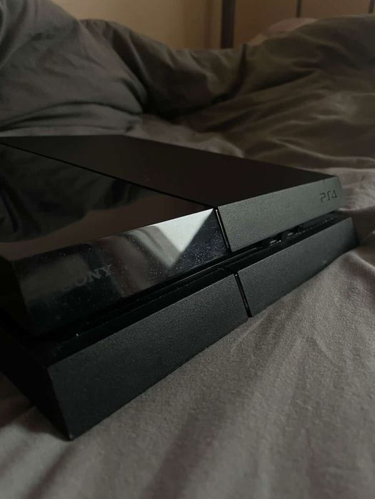 Playstation 4 fat