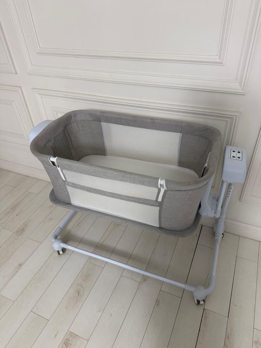 Продам манеж в хорошем состоянии