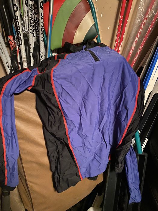 Профессиональный лыжный костюм