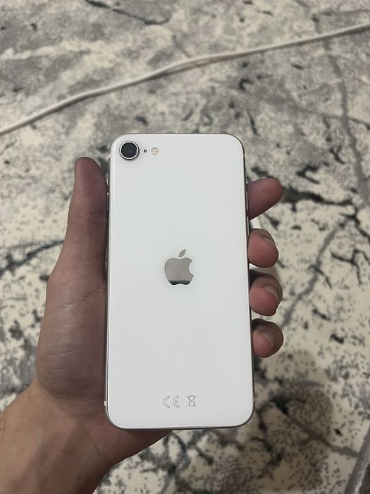 Айфон se 2020 / iphone se