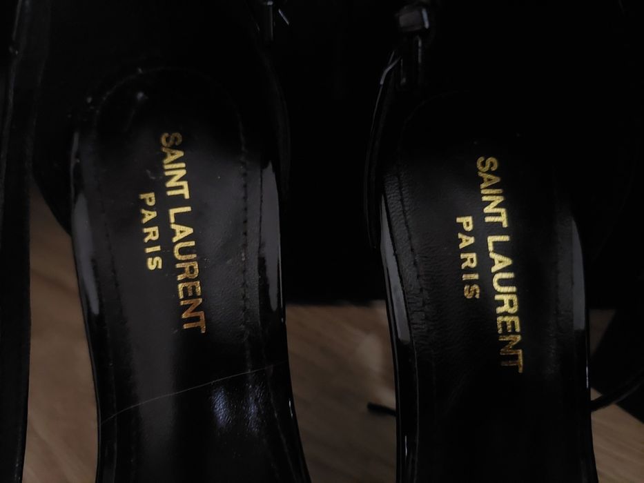 Saint laurent токчета!