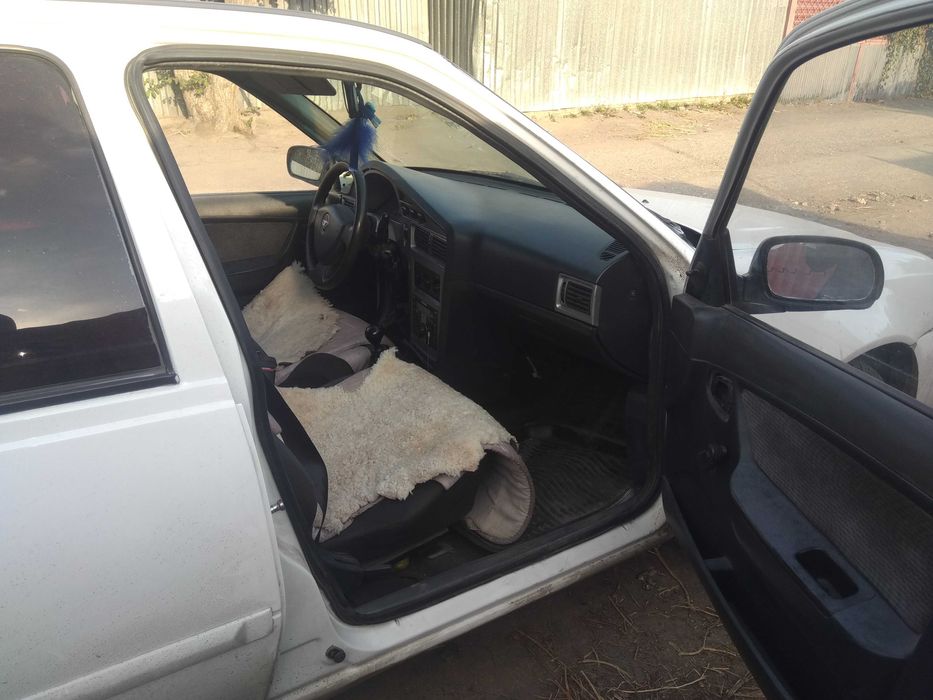 Продам нексия 2013 года