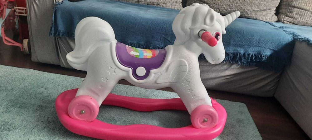 Unicorn 2 in 1: balansoar si roți