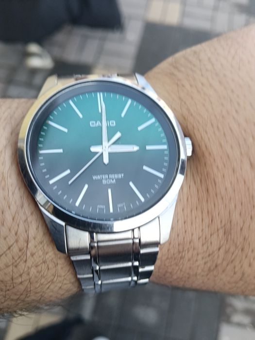 Vând ceas casio în stare ok