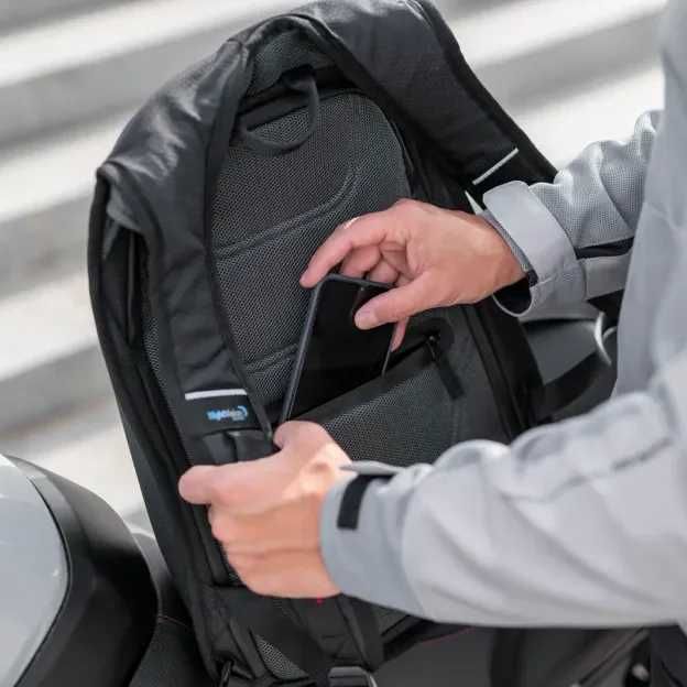 Мото раница SHIMA AERO PACK,твърда черупка,24л.4 отделения