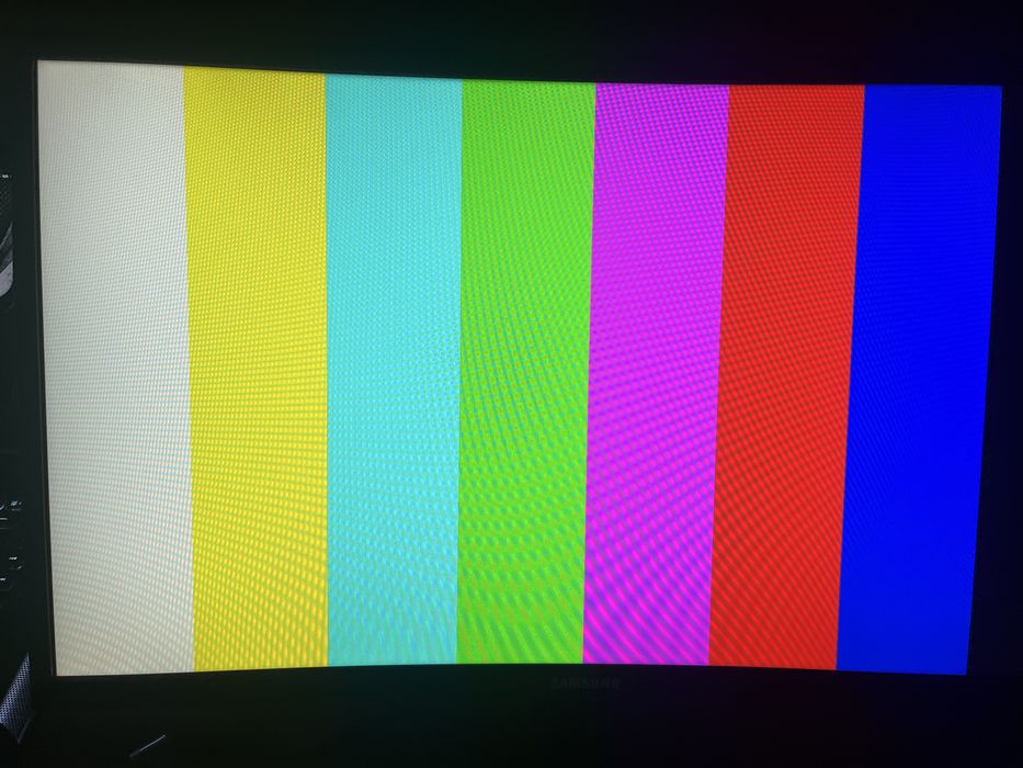 Монитор Samsung LC24RG50FQIXCI