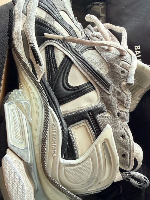Balenciaga runner