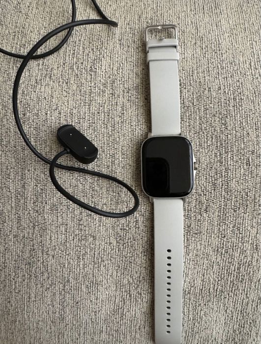 Смарт часовник Amazfit