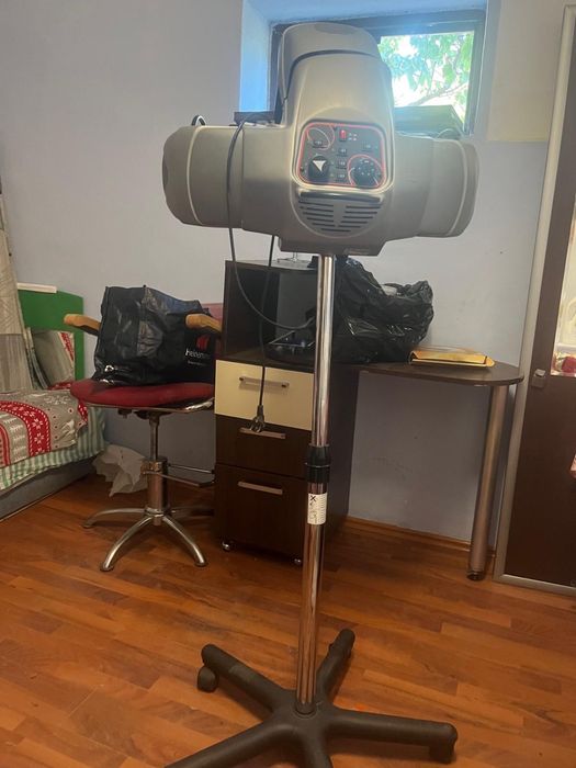 Hairdresser Lamp Breeze Casca de uscat parul.