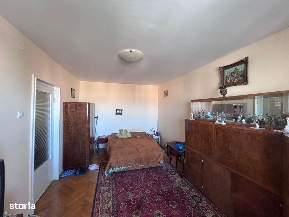 Apartament, luminos si spatios, spre vanzare, in cart. Dambu