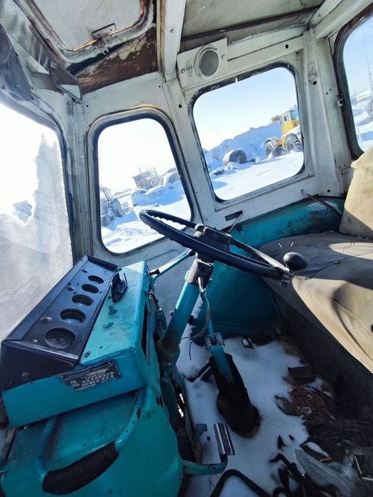 Продам трактор ЮМЗ. На полном ходу