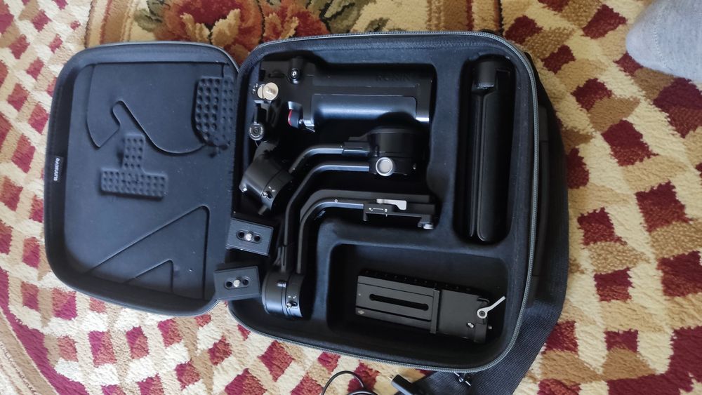 Стабилизатор   DJI Ronin RSC2 с RavenEye