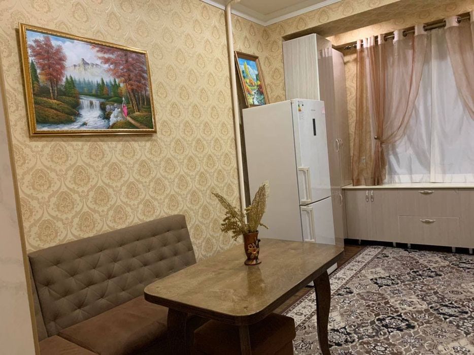 Сдам в Новосторойке, Чиланзар 6, метро Мирзо Улугбек, 3-х комнатная