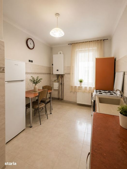 Apartament 3 camere decomnadat /Vlaicu /etaj intermediar