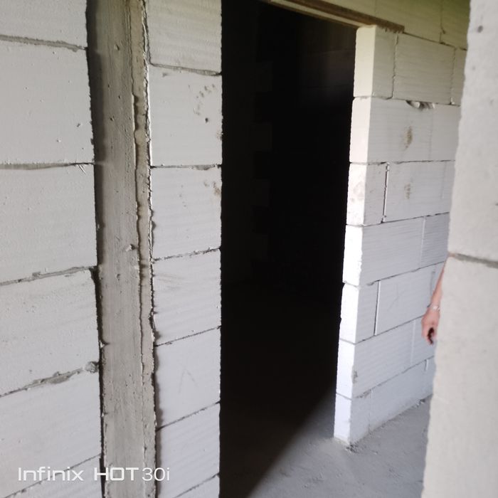 Коробка квартира сотилади