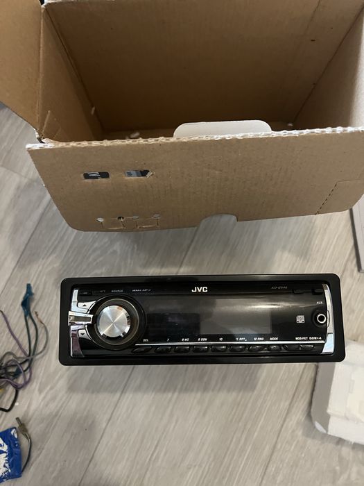Продам MP3 автомагнитолу