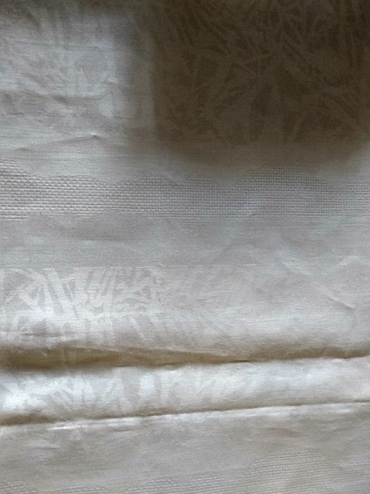 Скатерти салфетки 250000