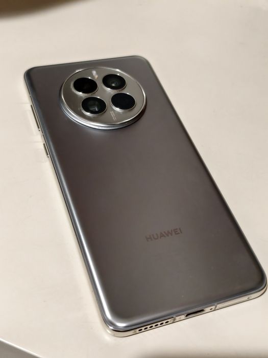Huawei Mate 50 Смартфон