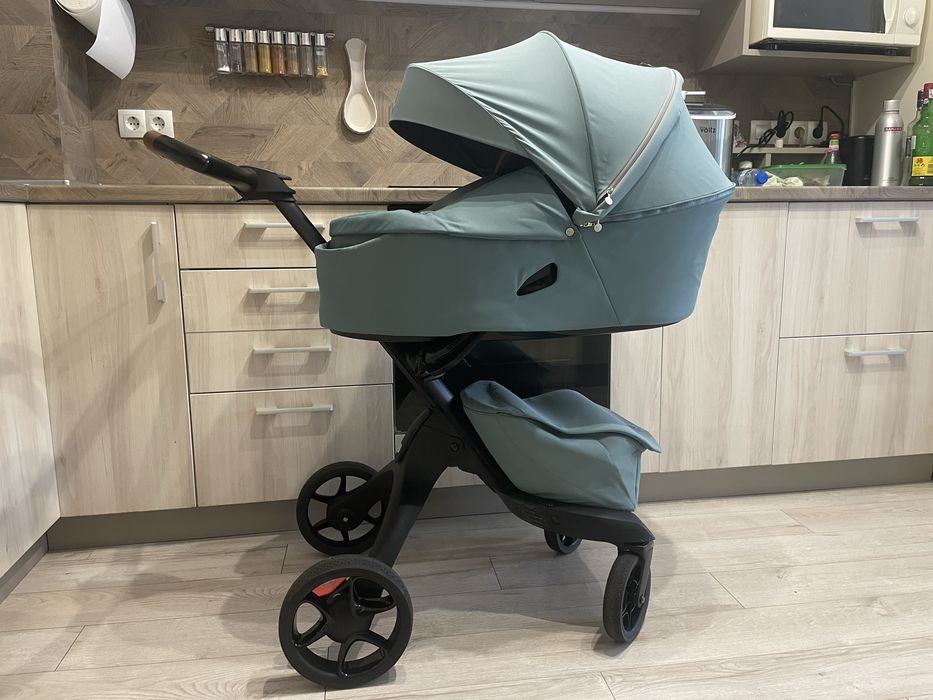 Бебешка количка stokke