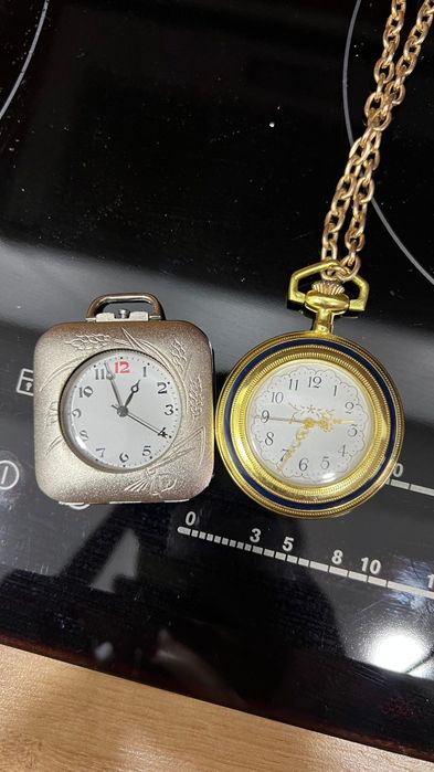 Часы и магнитики