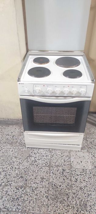 Готварска печка "Indesit"