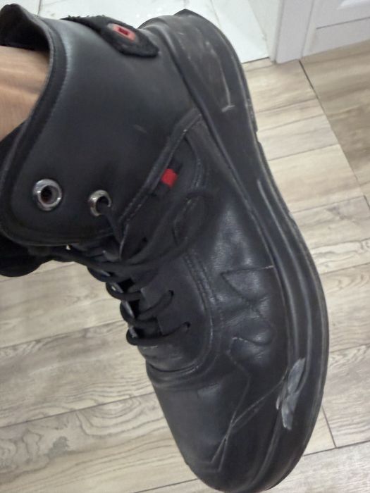 Продам сапожки модные