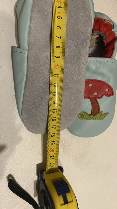 Botosei noi , din piele naturala