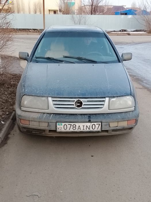 Продам машину Вольксваген Венто