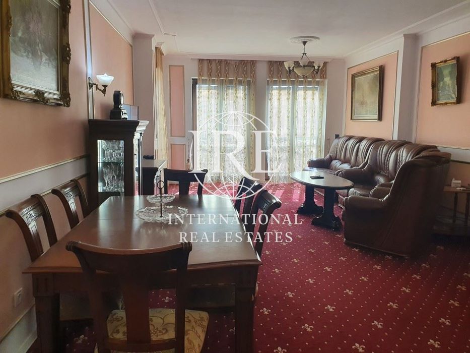 Продава се Тристаен апартамент в к.к. Св.Св. Константин и Елена - 165 кв.м за 1540 €/кв.м - Снимка #2