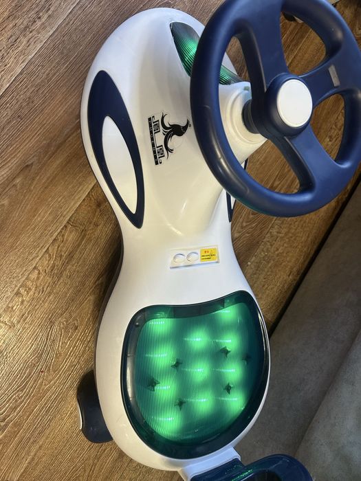 Прода машину для детей