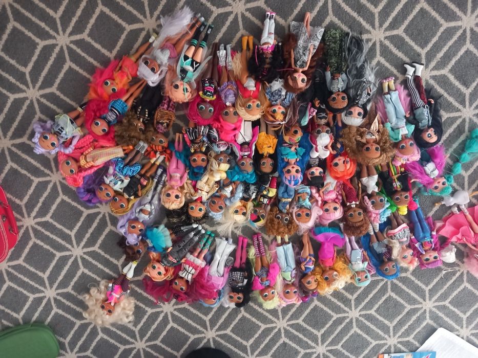 Papusi LOL OMG impecabile