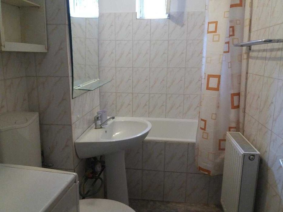 Proprietar, inchiriez ap 3 cam dec micro 4 langa supermarket Annabella