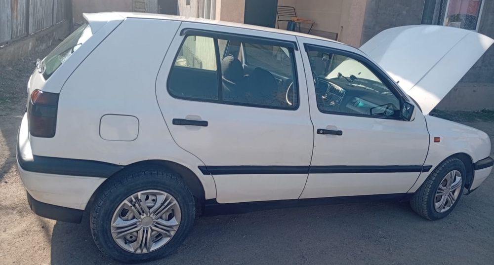 Гольф3 сатылады.