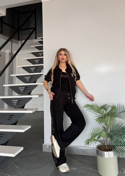 Дамски комплект  .