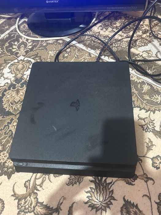Vand Ps4 Slim 500gb