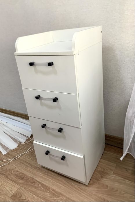 Тумба - шкафчик с полками