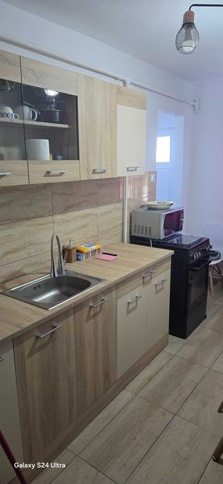 Apartament de închiriat