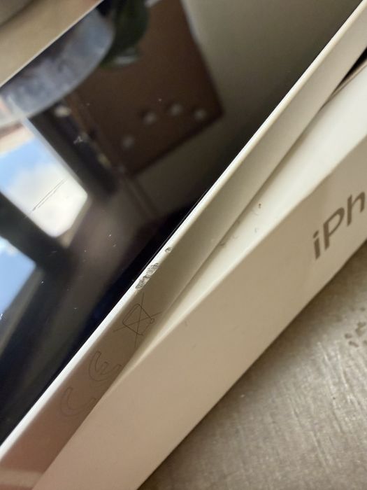 Iphone 12 White