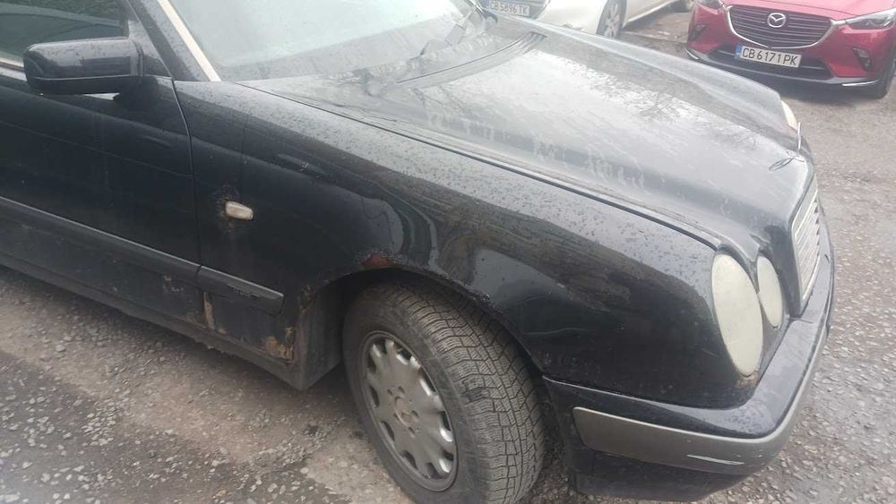Продавам Мерцедес Бенц Е 200 W 210 2000 г.